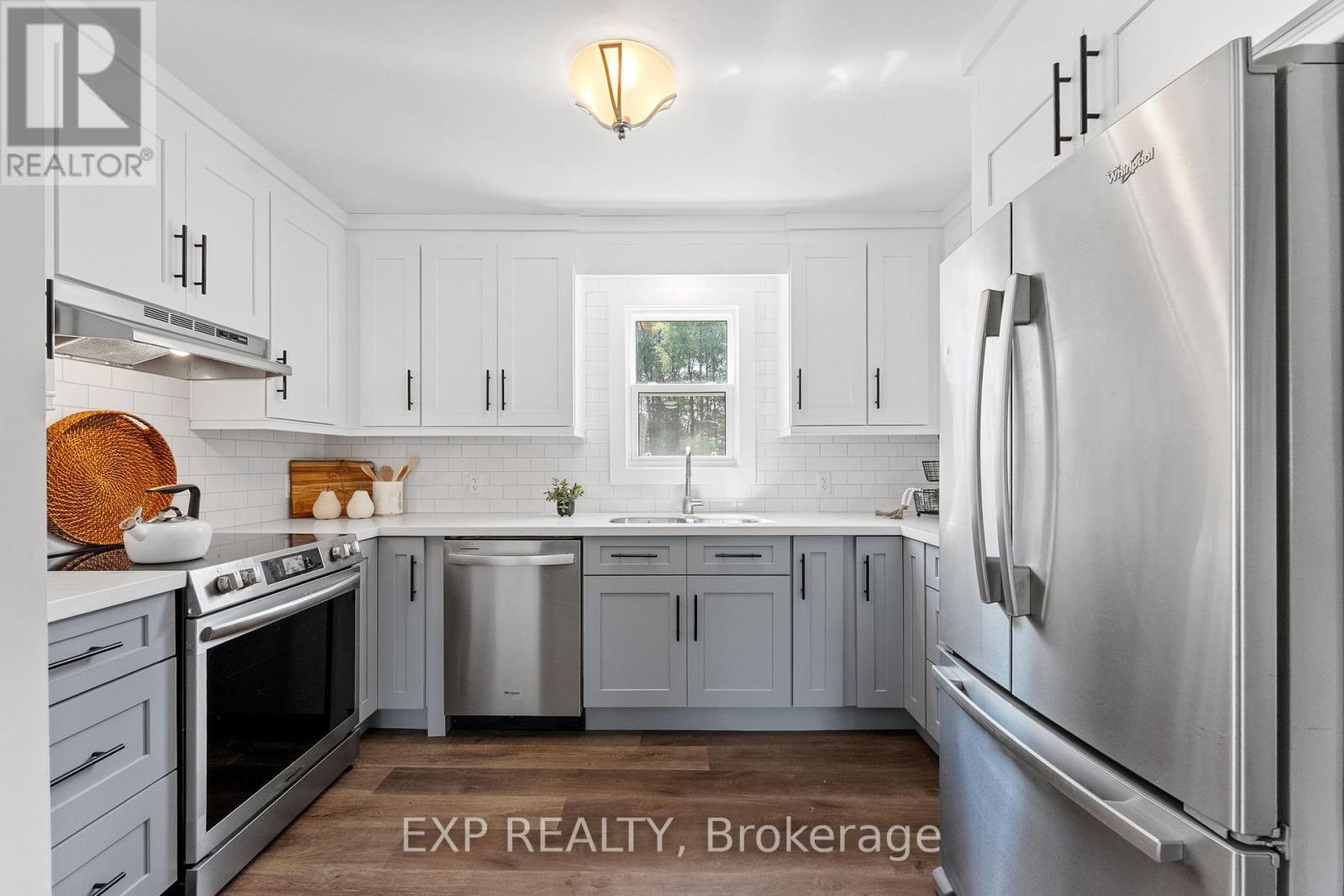 27 York Street, East Gwillimbury, Ontario  L0E 1R0 - Photo 13 - N12132801