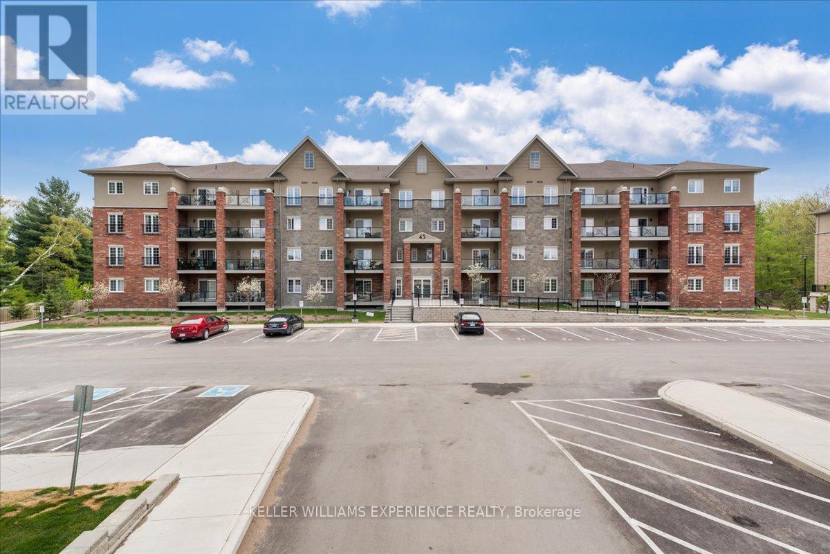 307 - 43 Ferndale Drive S, Barrie, Ontario  L4N 5W6 - Photo 1 - S12132810