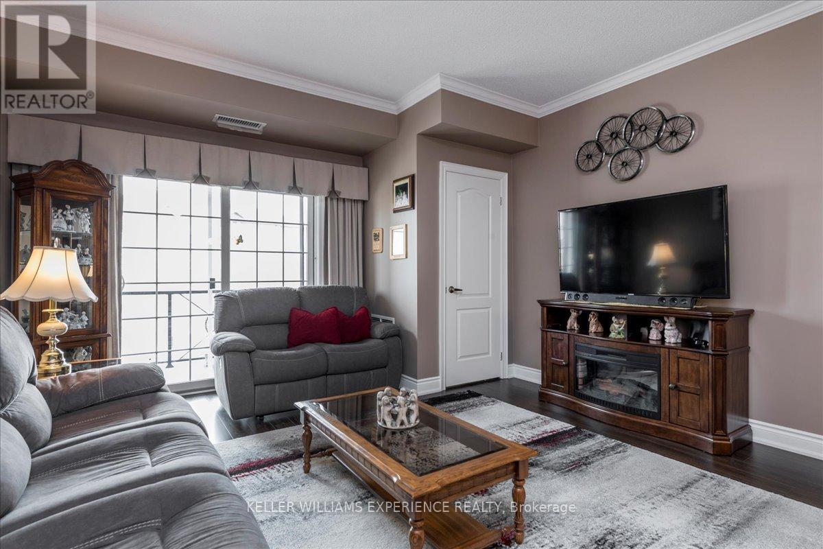 307 - 43 Ferndale Drive S, Barrie, Ontario  L4N 5W6 - Photo 15 - S12132810