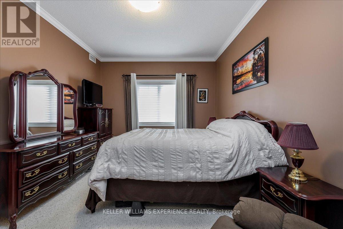 307 - 43 Ferndale Drive S, Barrie, Ontario  L4N 5W6 - Photo 17 - S12132810