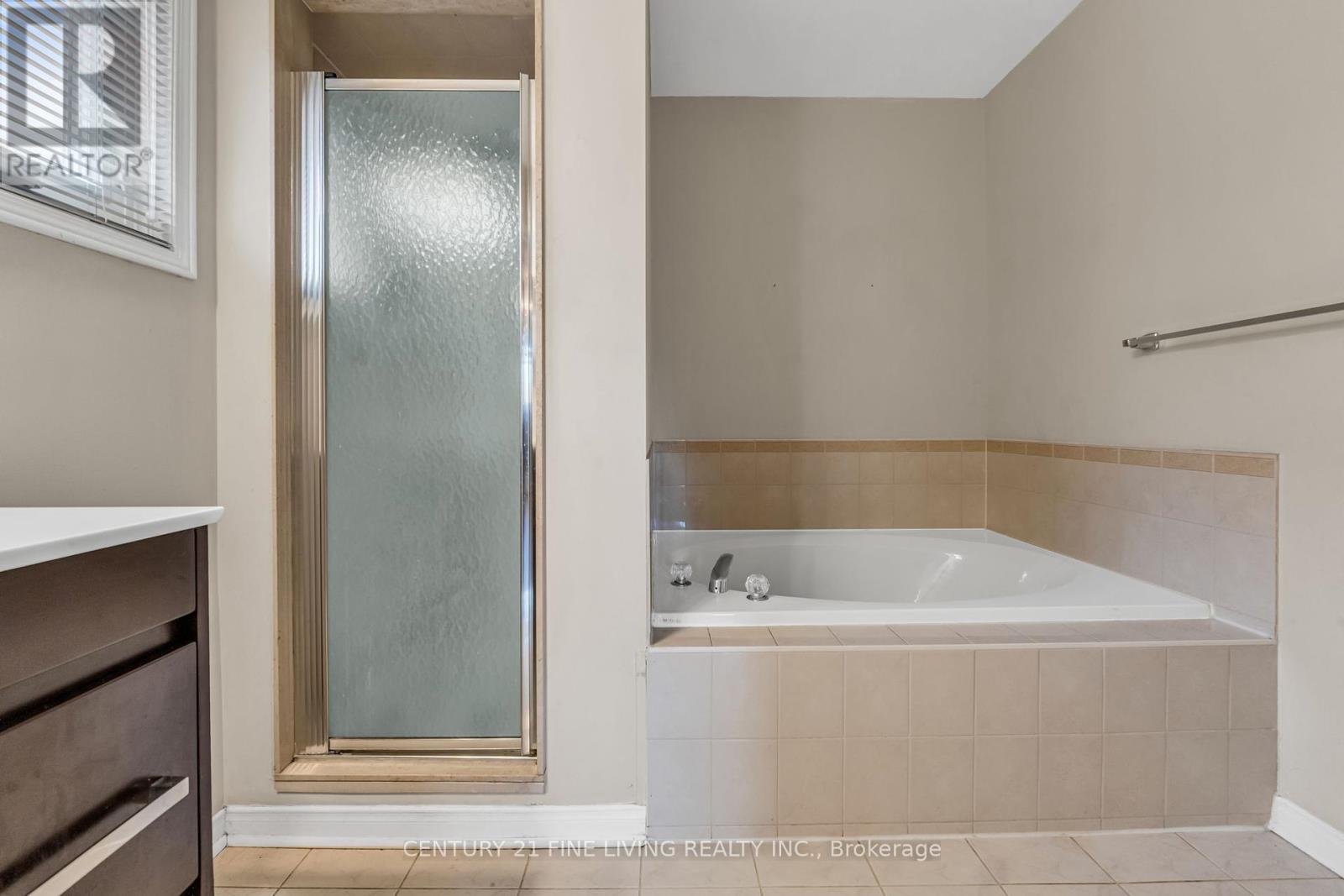 6571 Alderwood Trail, Mississauga, Ontario  L5N 6W3 - Photo 30 - W12128660