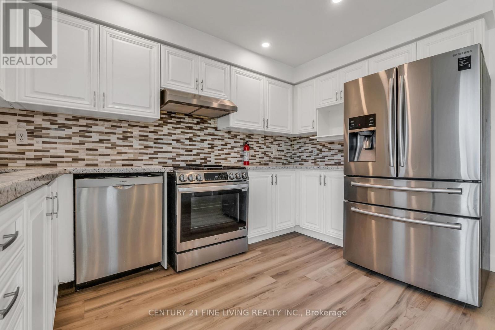 6571 Alderwood Trail, Mississauga, Ontario  L5N 6W3 - Photo 11 - W12128660