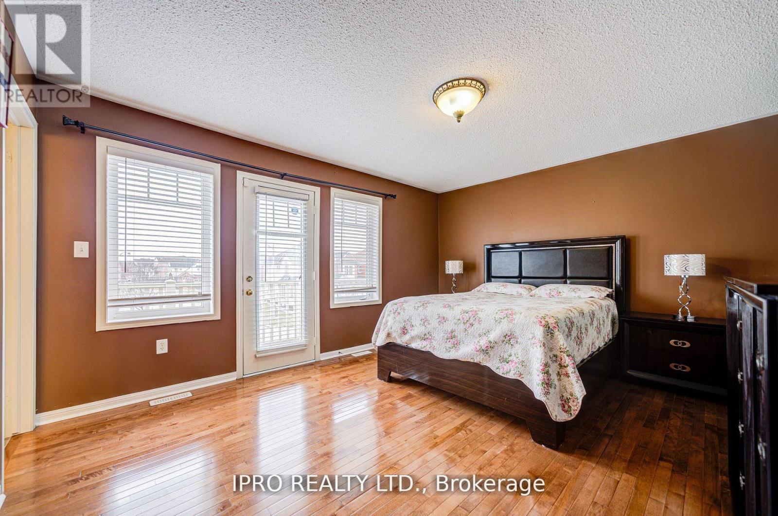 7 Bonavista Drive, Brampton, Ontario  L6X 0N2 - Photo 30 - W12132799