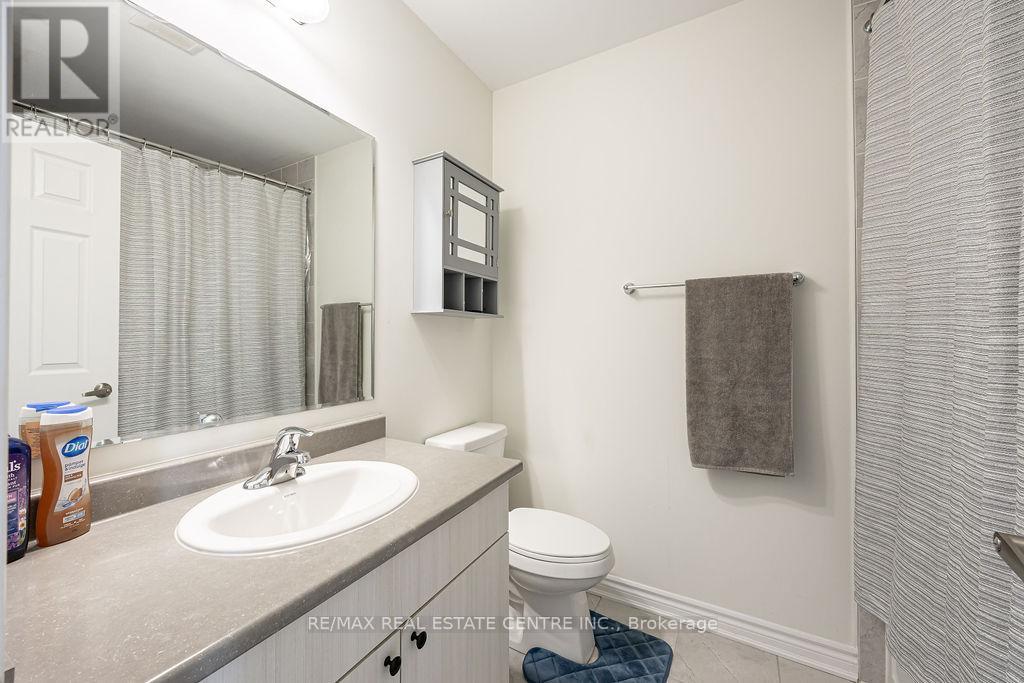 33 - 33 Summer Wind Lane, Brampton (Northwest Brampton), Ontario  L7A 0B6 - Photo 31 - W12132886