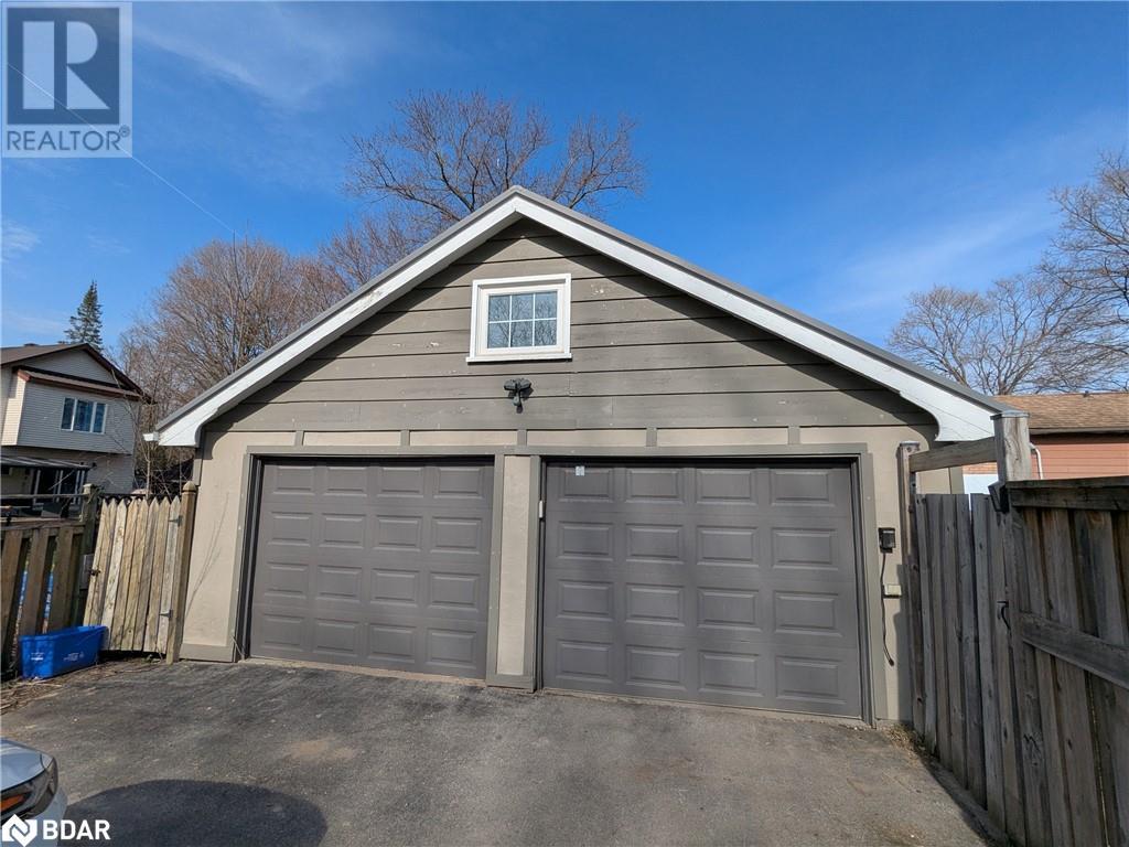 Property at 2709 25 SIDE Road image 2
