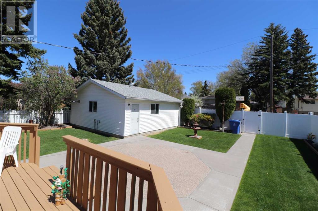 1013 17 Street N, Lethbridge, Alberta  T1H 3E3 - Photo 22 - A2217981