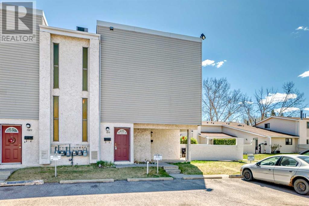 Property at 1010, 3500 varsity Drive NW image 2