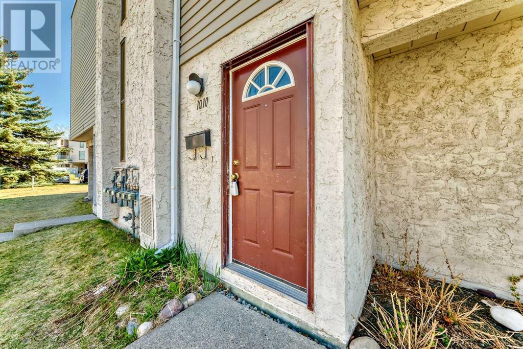 Property at 1010, 3500 varsity Drive NW image 3