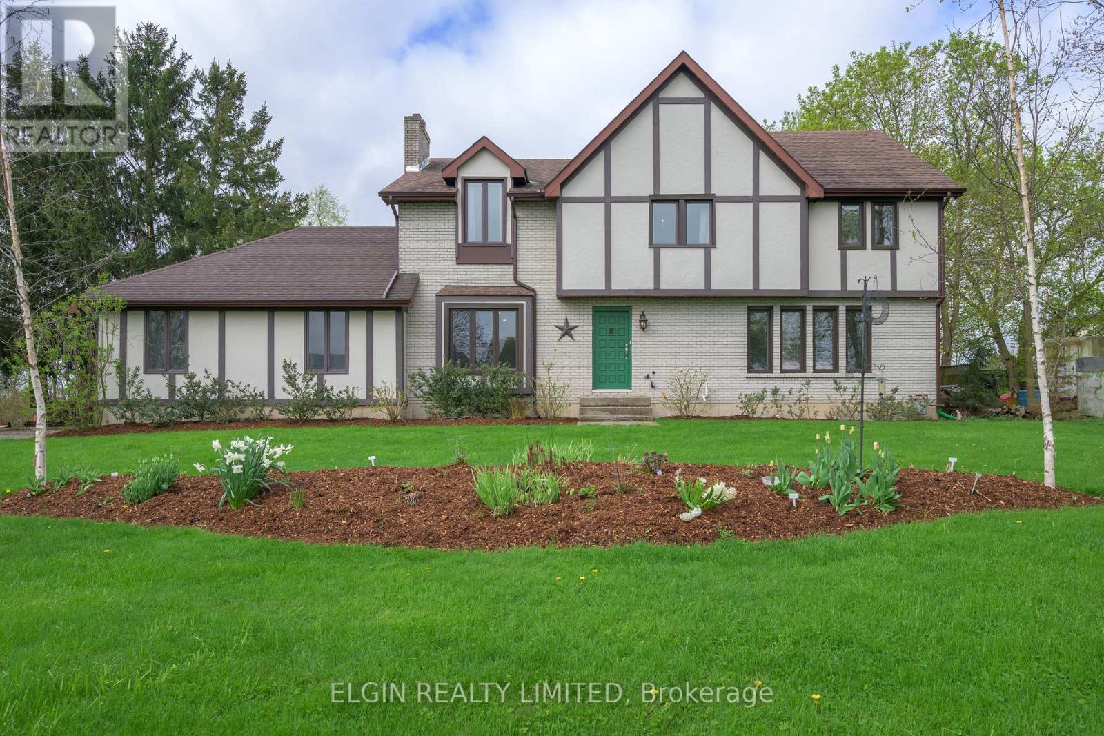 7763 CENTRE STREET, Southwold, Ontario