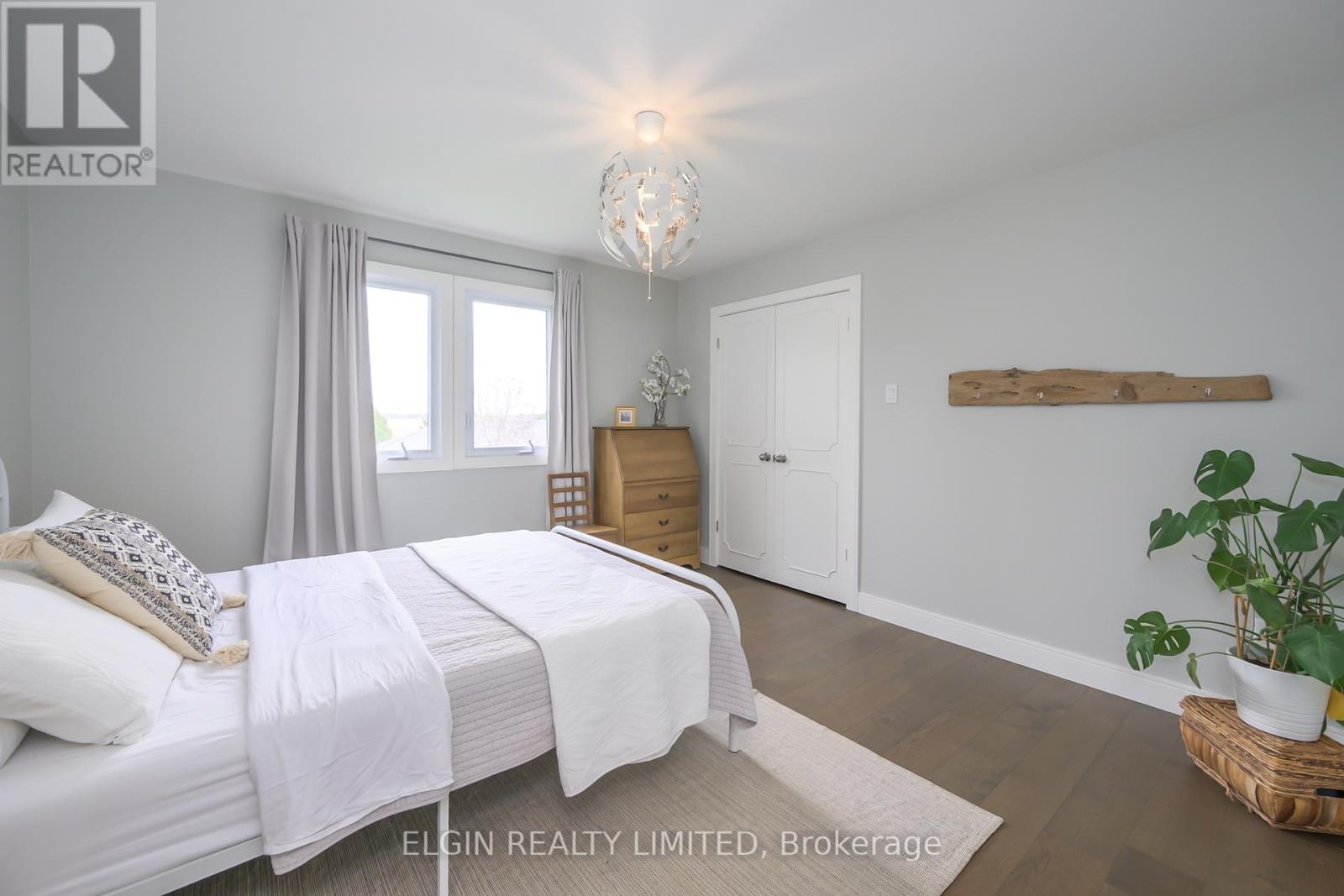 7763 Centre Street, Southwold, Ontario  N0L 1K0 - Photo 41 - X12132916