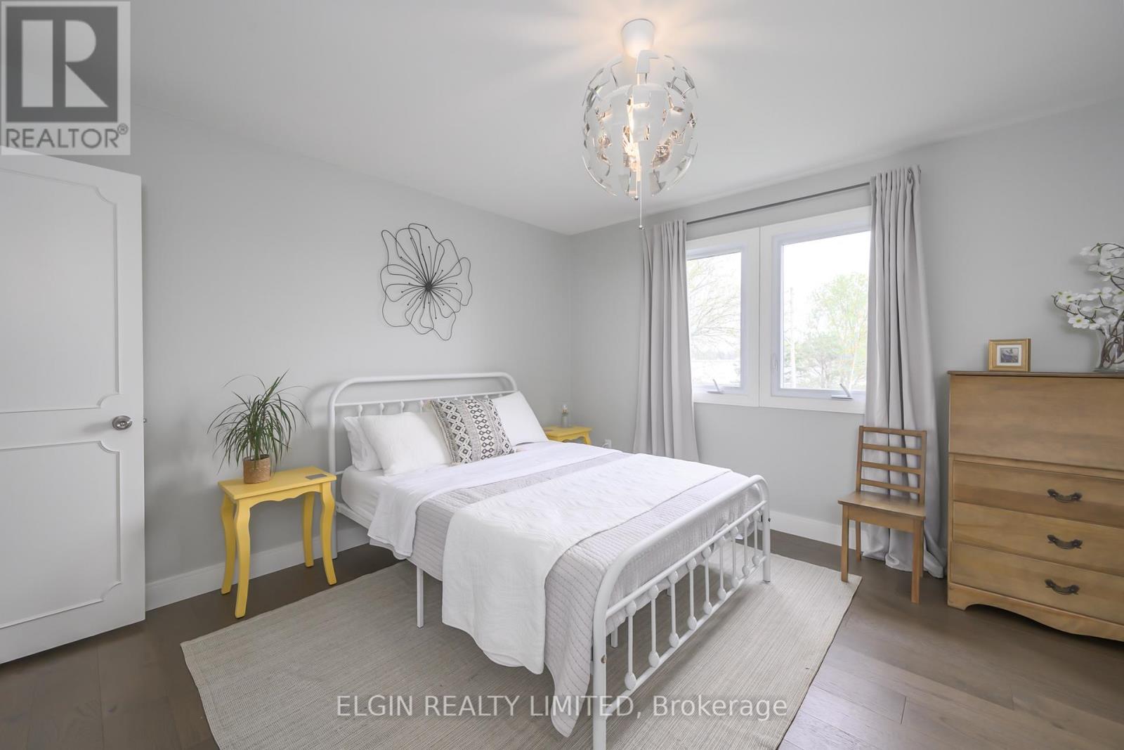 7763 Centre Street, Southwold, Ontario  N0L 1K0 - Photo 42 - X12132916