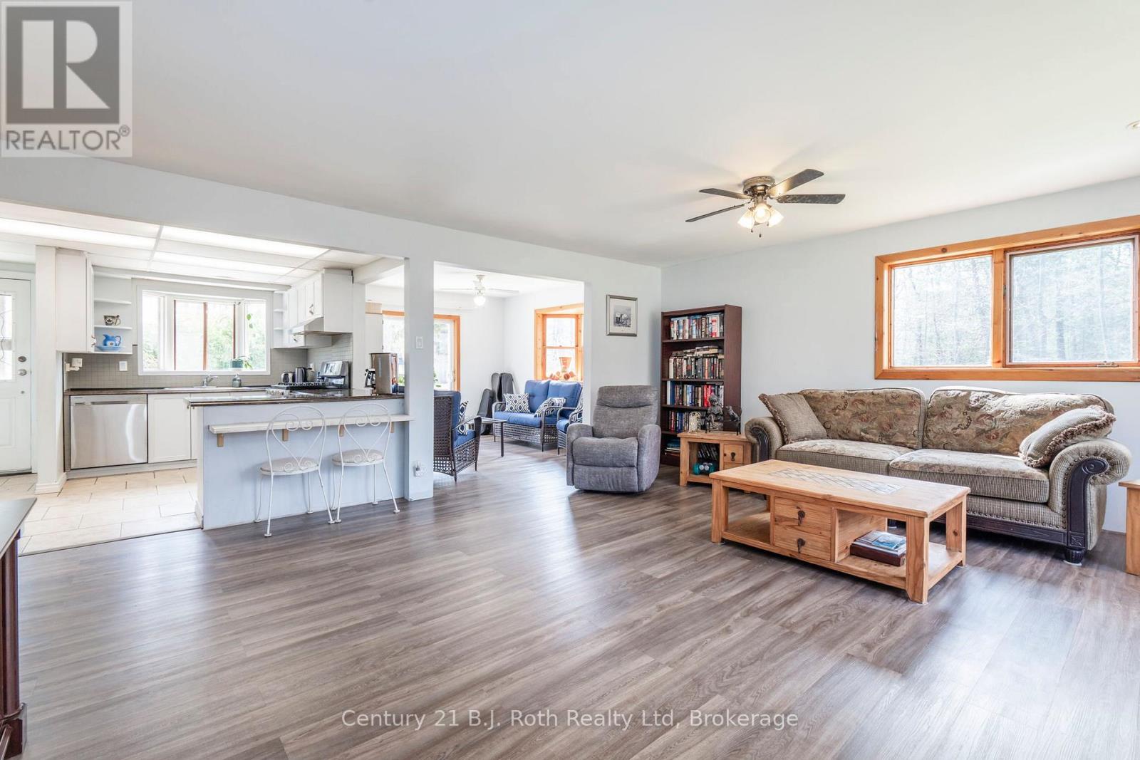 3 Celestine Court, Tiny, Ontario  L9M 0H3 - Photo 21 - S12132957