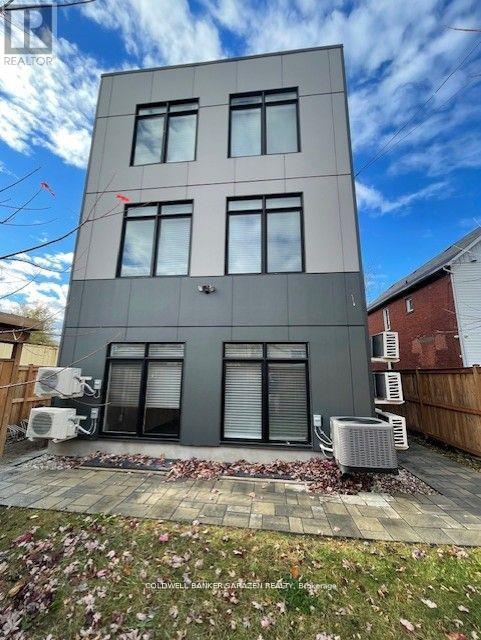 13 - 196 Beechwood Avenue, Ottawa, Ontario  K1L 8A9 - Photo 3 - X12132292