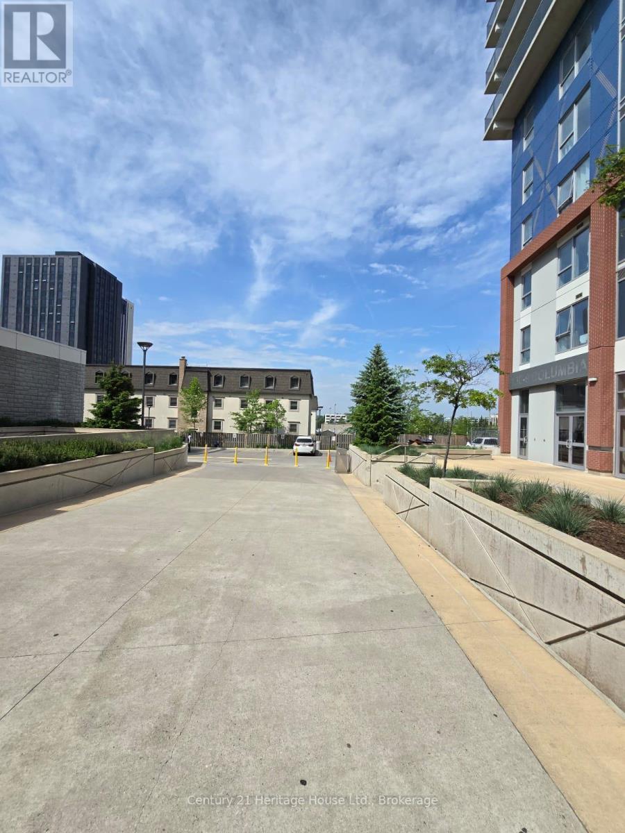 615 - 365 Albert Street, Waterloo, Ontario  N2L 0G7 - Photo 4 - X12132926