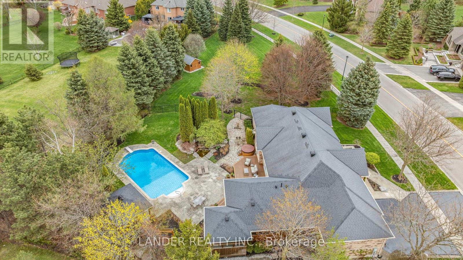 100 Colonel Wayling Boulevard, East Gwillimbury, Ontario  L0G 1V0 - Photo 47 - N12131395