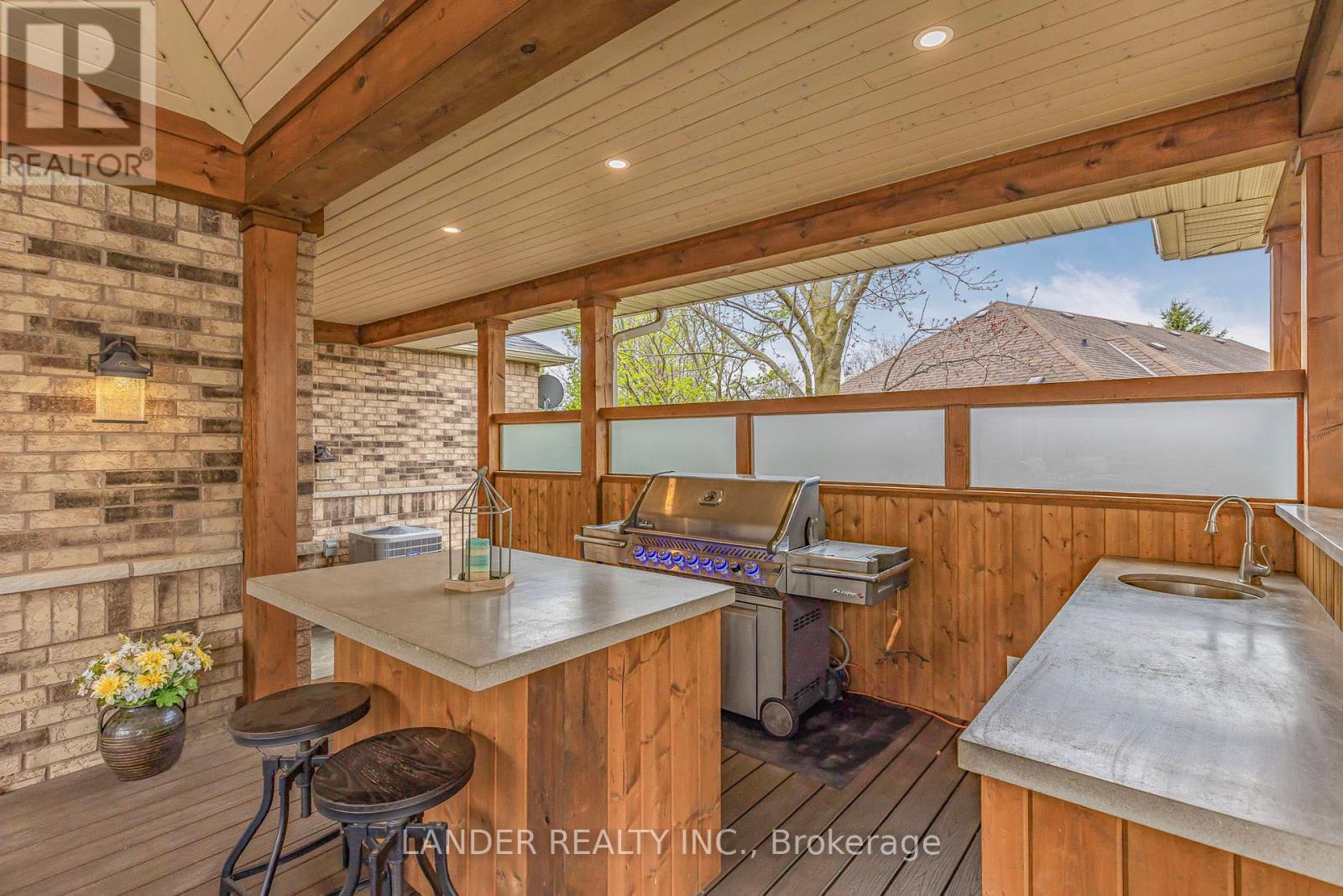 100 Colonel Wayling Boulevard, East Gwillimbury, Ontario  L0G 1V0 - Photo 25 - N12131395