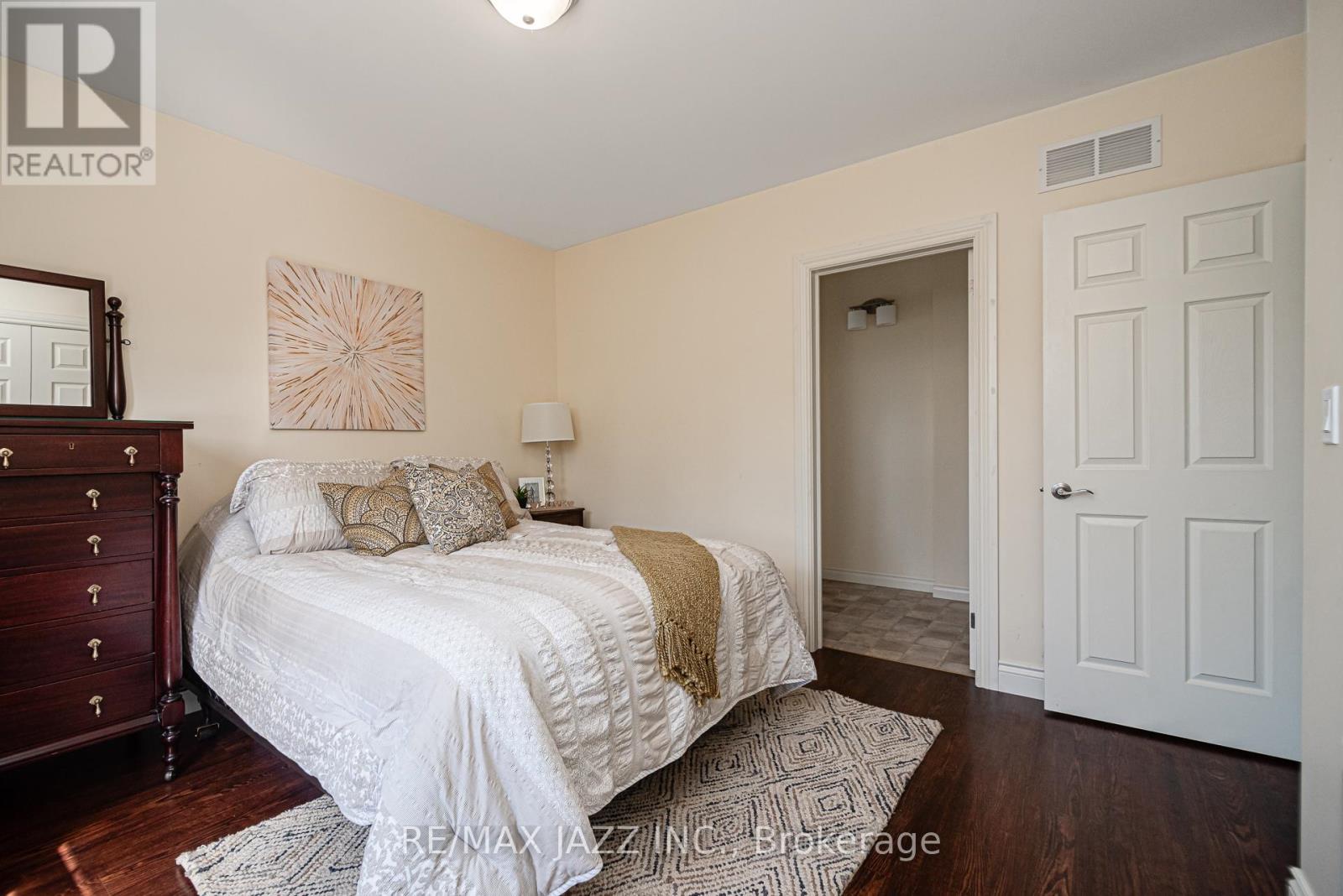 28 Emily Street E, Clarington, Ontario  L1B 1H3 - Photo 13 - E12132907