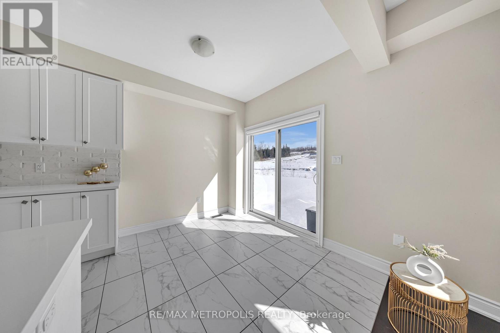 121 Kennedy Boulevard, New Tecumseth, Ontario  L9R 0V9 - Photo 23 - N12129030