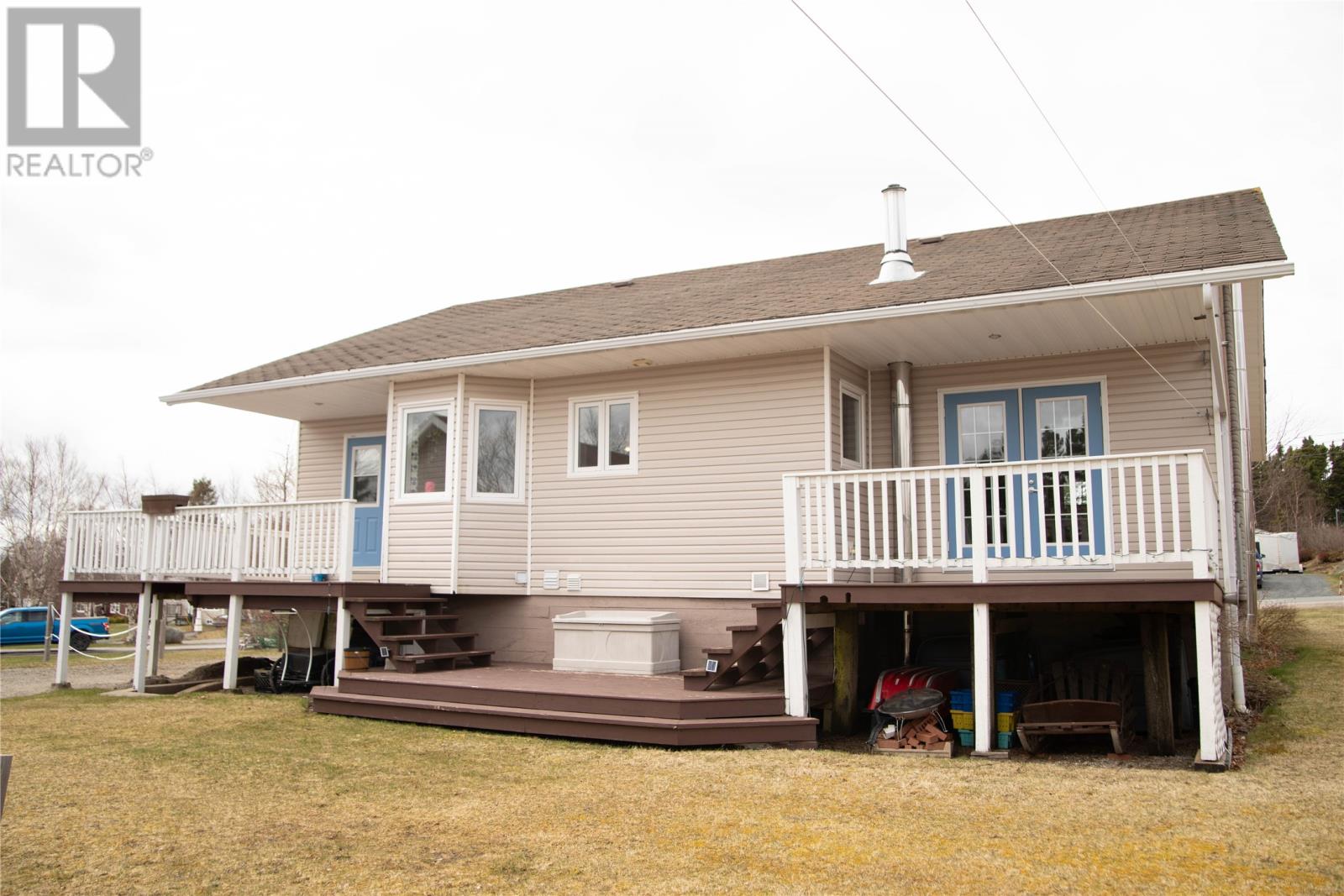 Property at 24 Alexander Crescent image 3