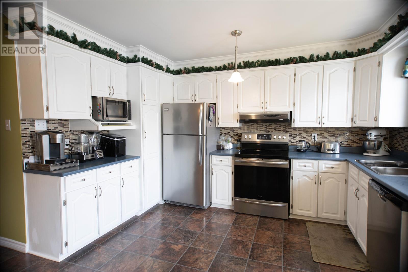 24 Alexander Crescent, Glovertown, Newfoundland & Labrador  A0G 2L0 - Photo 7 - 1284434