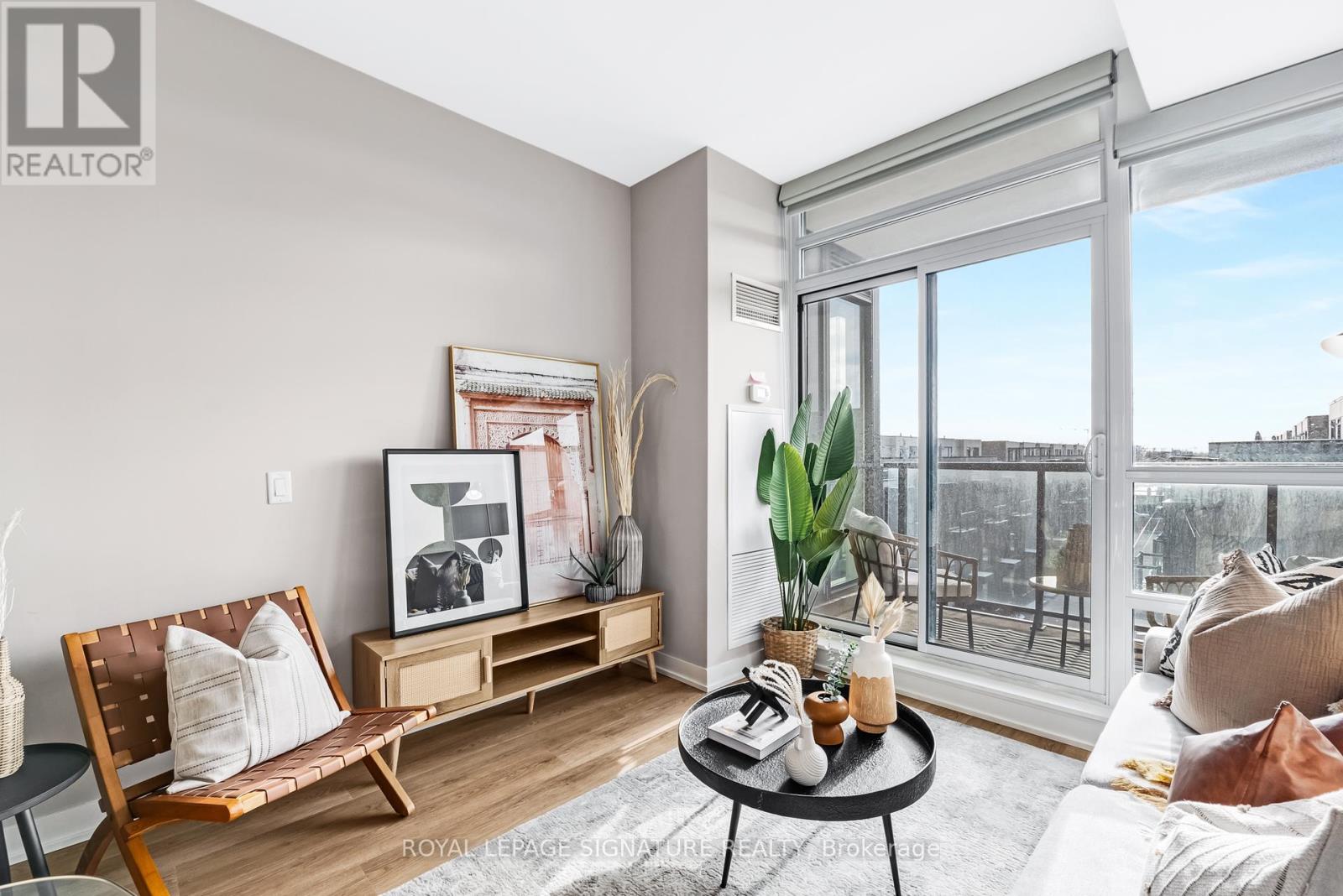 403 - 8 Fieldway Road, Toronto, Ontario  M8Z 0C3 - Photo 3 - W12077715