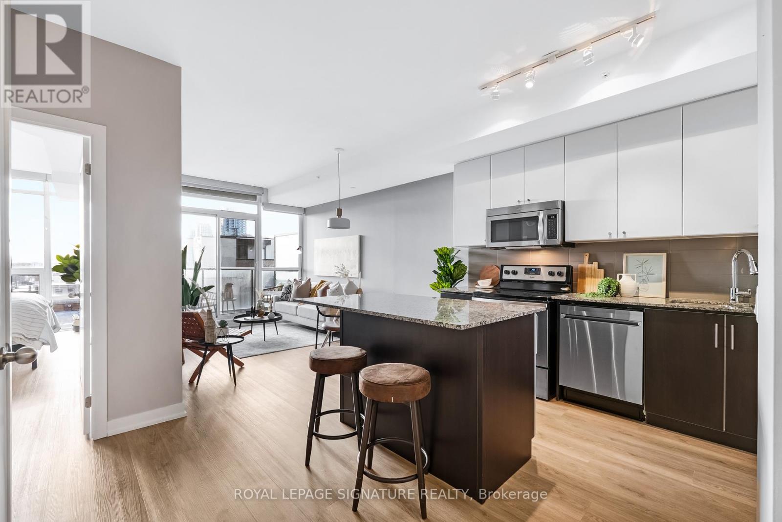 403 - 8 Fieldway Road, Toronto, Ontario  M8Z 0C3 - Photo 10 - W12077715