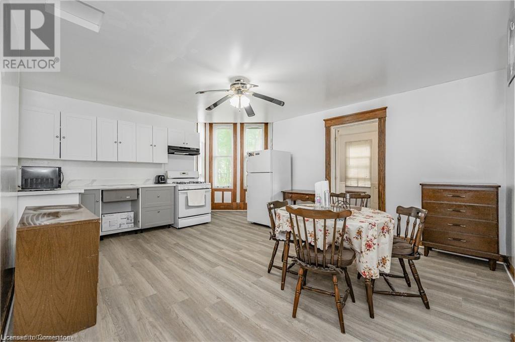 100 Roseview Avenue, Cambridge, Ontario  N1R 4A7 - Photo 4 - 40725999
