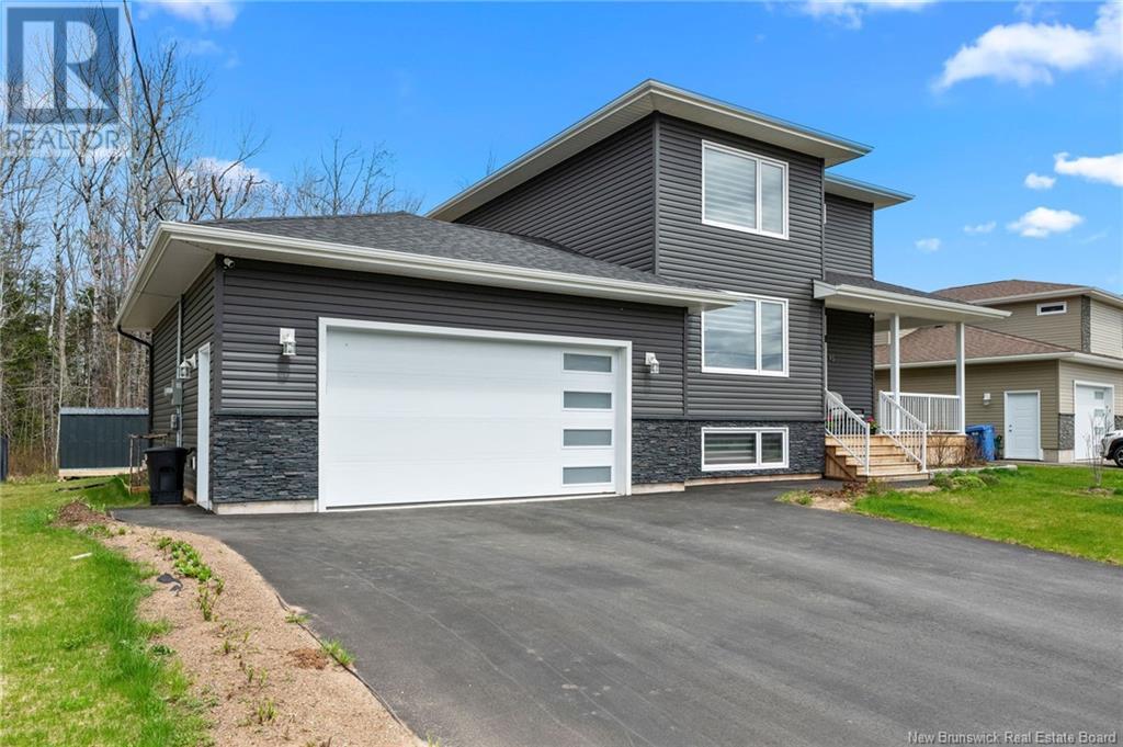 Property at 95 Satara Drive image 3