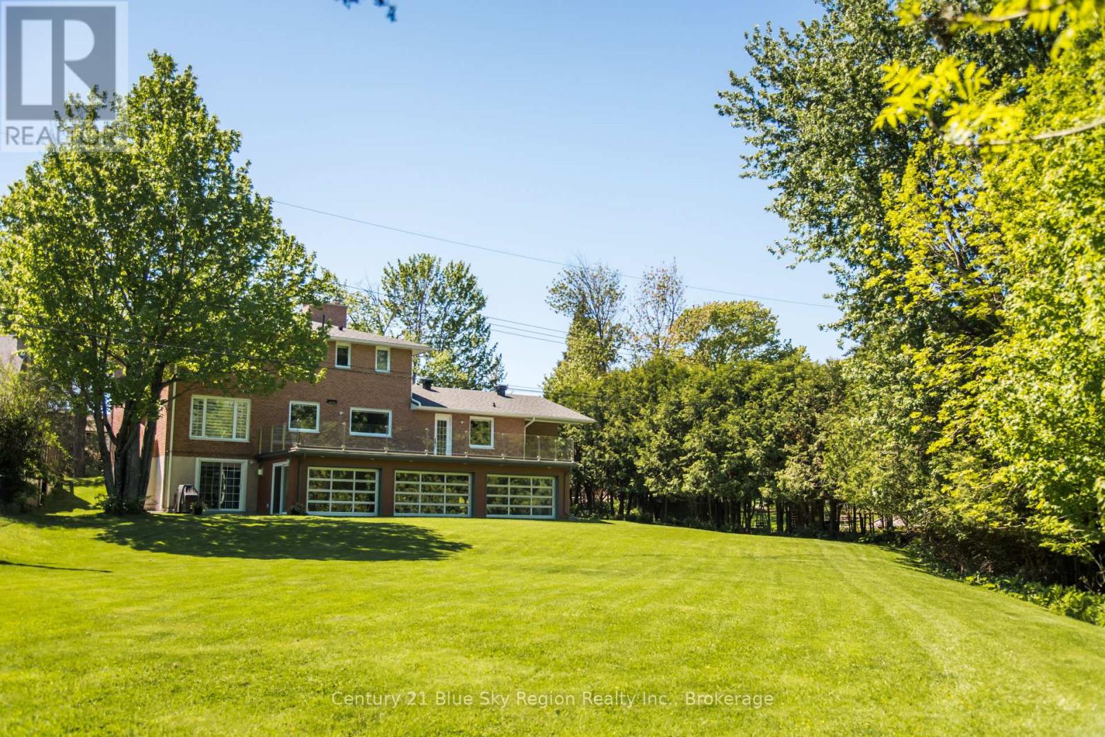 614 GUINEVERE COURT, North Bay, Ontario