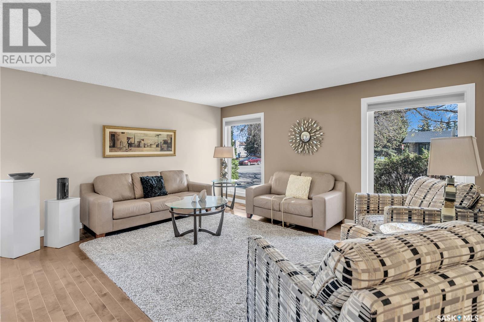 Property at 2439 Strathmore PLACE E image 5