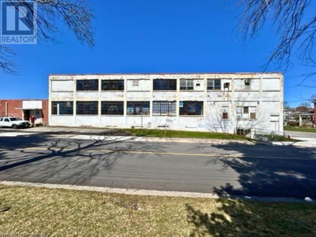 5059 Palmer Avenue, Niagara Falls, Ontario  L2E 3T9 - Photo 3 - 40719210