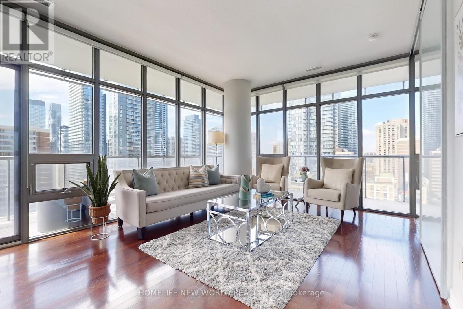 1405 - 33 Charles Street E, Toronto, Ontario  M4Y 0A2 - Photo 3 - C12132942