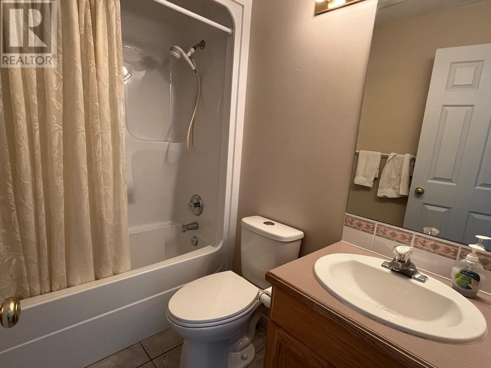750 Railway Lane Unit# 24, Okanagan Falls, British Columbia  V0H 1R4 - Photo 13 - 10346901