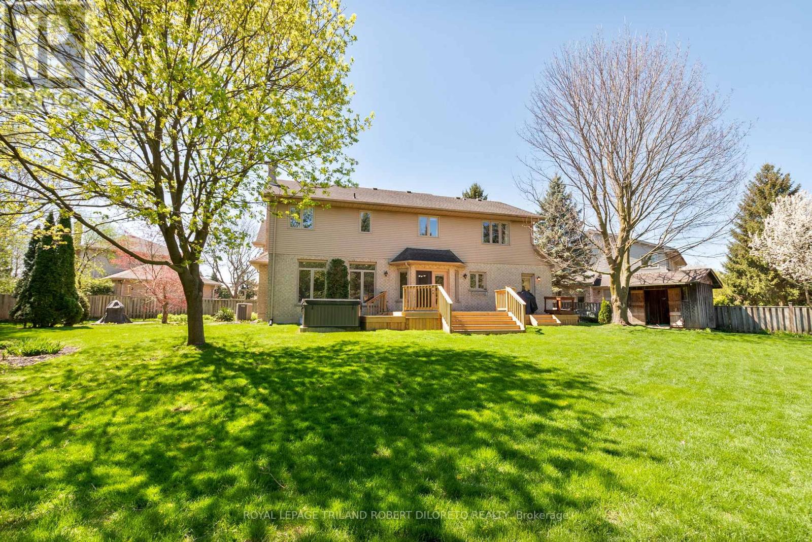 603 Valetta Street, London North, Ontario  N6H 5S7 - Photo 2 - X12133024