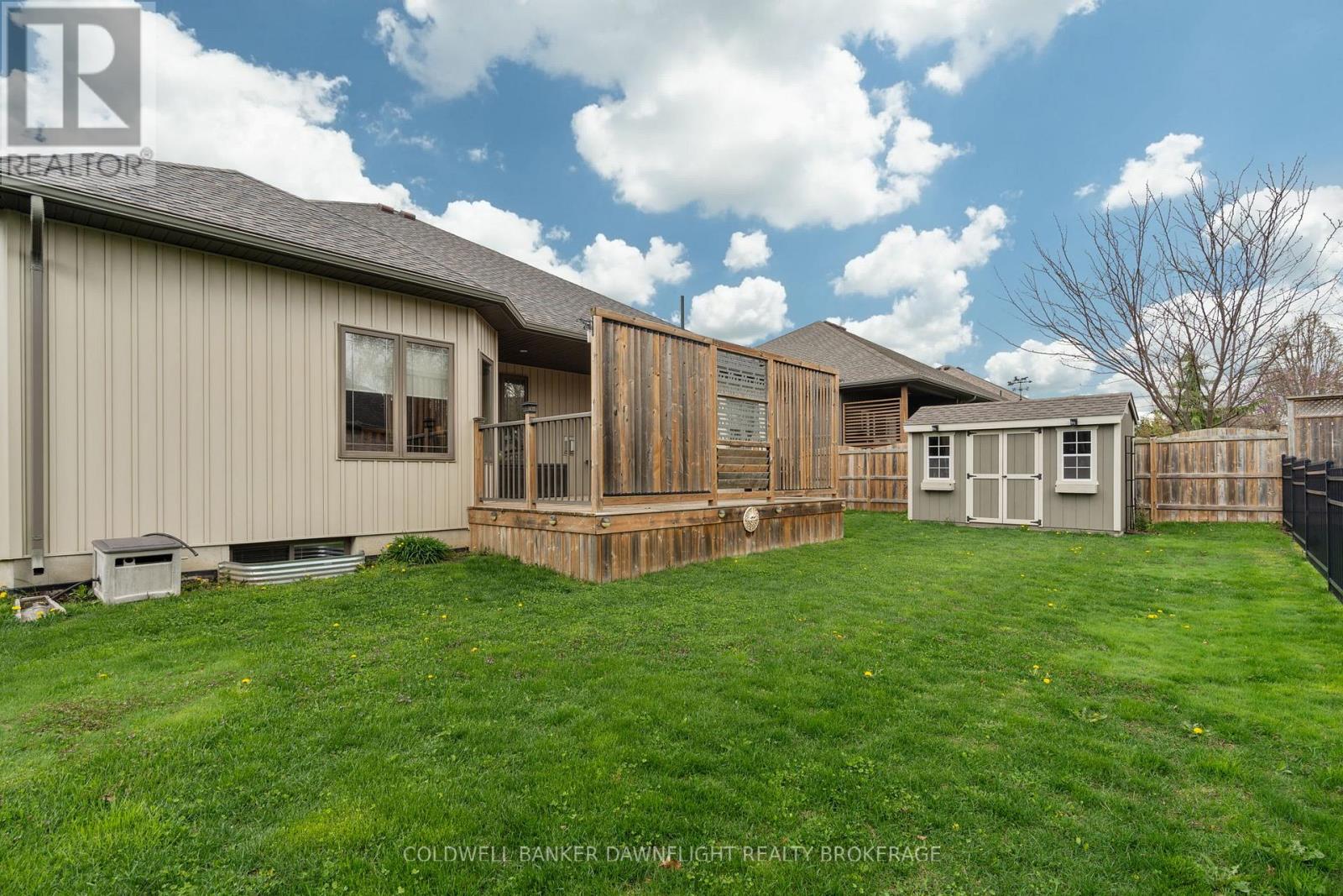 277 Darling Boulevard, South Huron, Ontario  N0M 1S1 - Photo 40 - X12133043