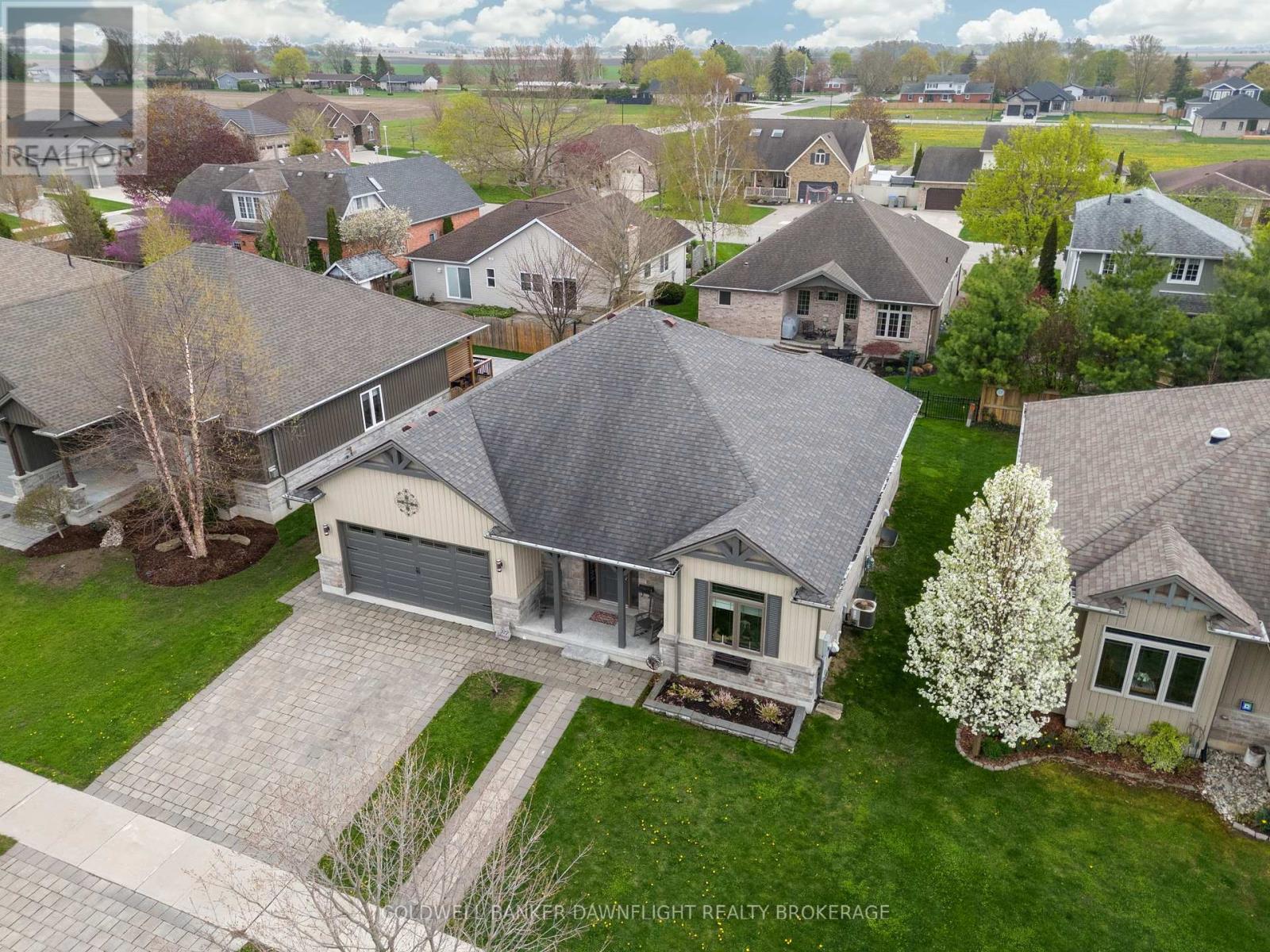 277 Darling Boulevard, South Huron, Ontario  N0M 1S1 - Photo 46 - X12133043