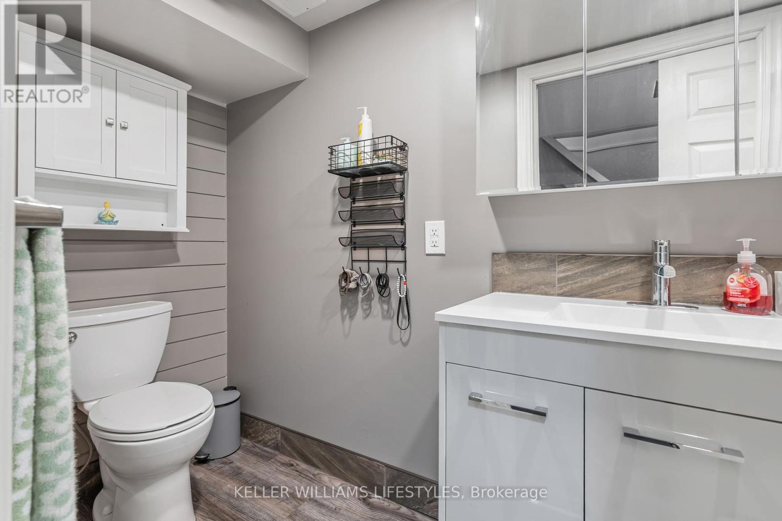 24 Cornish Street, London East, Ontario  N5W 4M3 - Photo 33 - X12133051