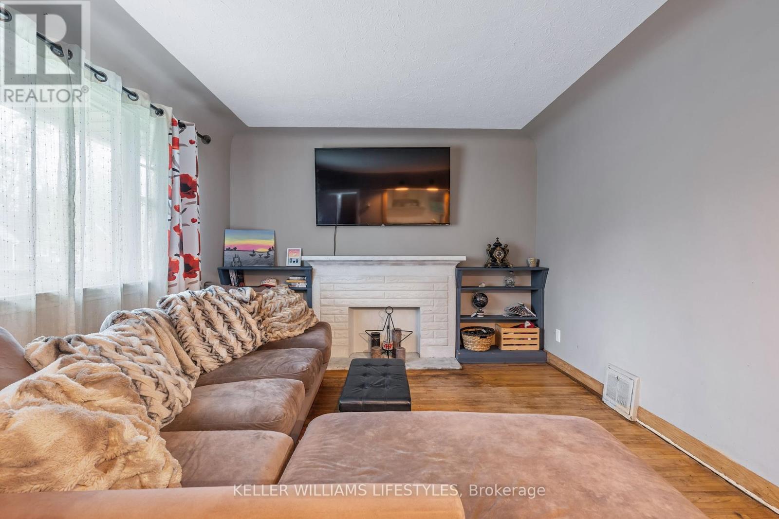 24 Cornish Street, London East, Ontario  N5W 4M3 - Photo 8 - X12133051