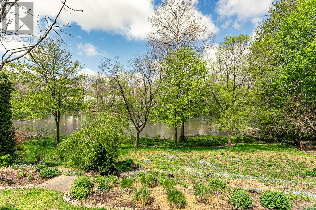 1123 The Parkway, London East, Ontario  N6A 2X2 - Photo 34 - X12133080