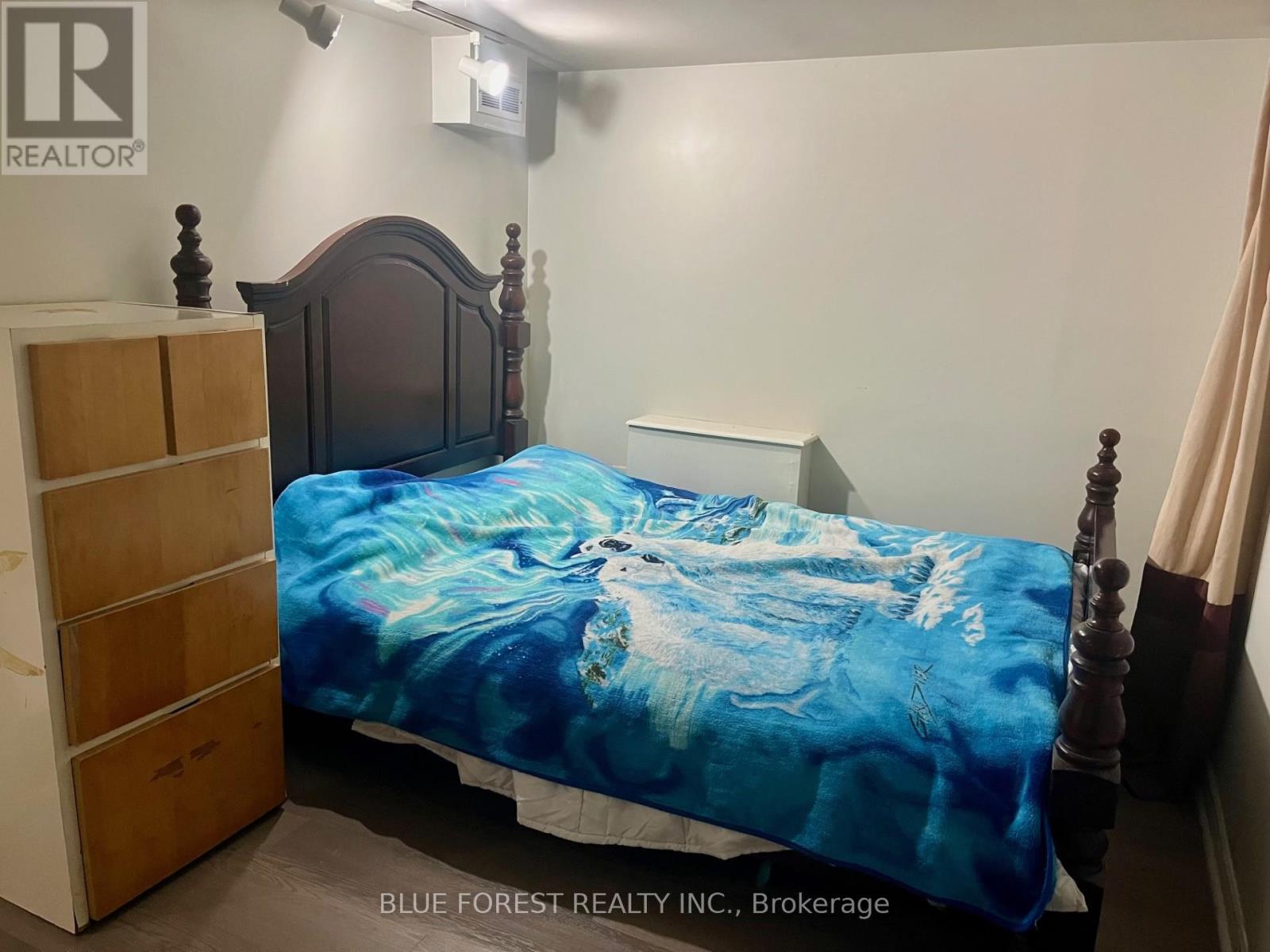 899 Adelaide Street N, London East, Ontario  N5Y 2M4 - Photo 11 - X12133087