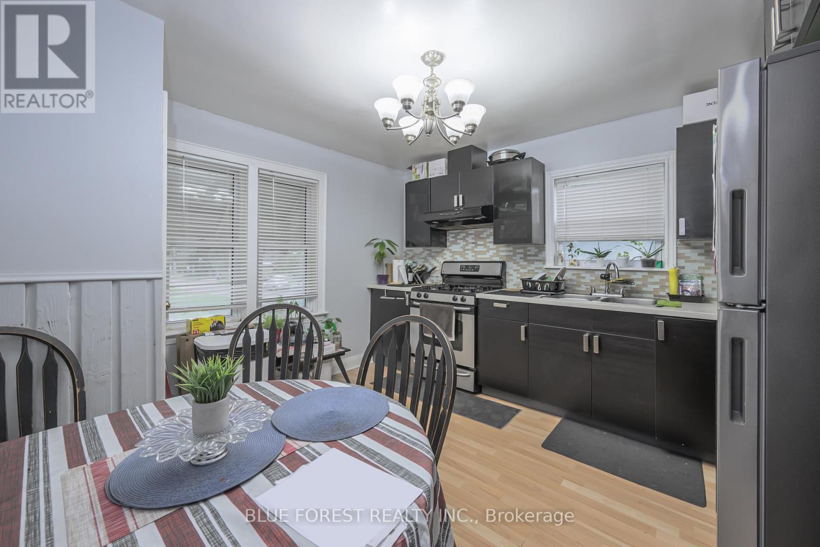 899 Adelaide Street N, London East, Ontario  N5Y 2M4 - Photo 6 - X12133087