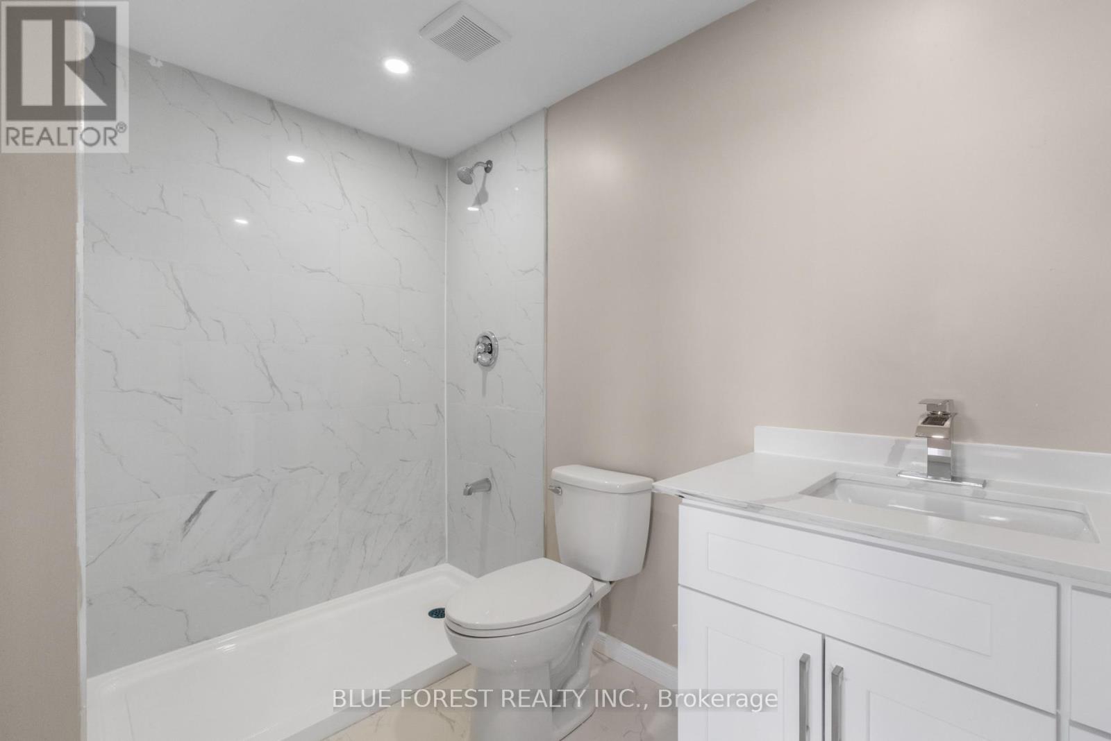 3053 Meadowgate Boulevard, London South, Ontario  N6M 1L1 - Photo 16 - X12133096
