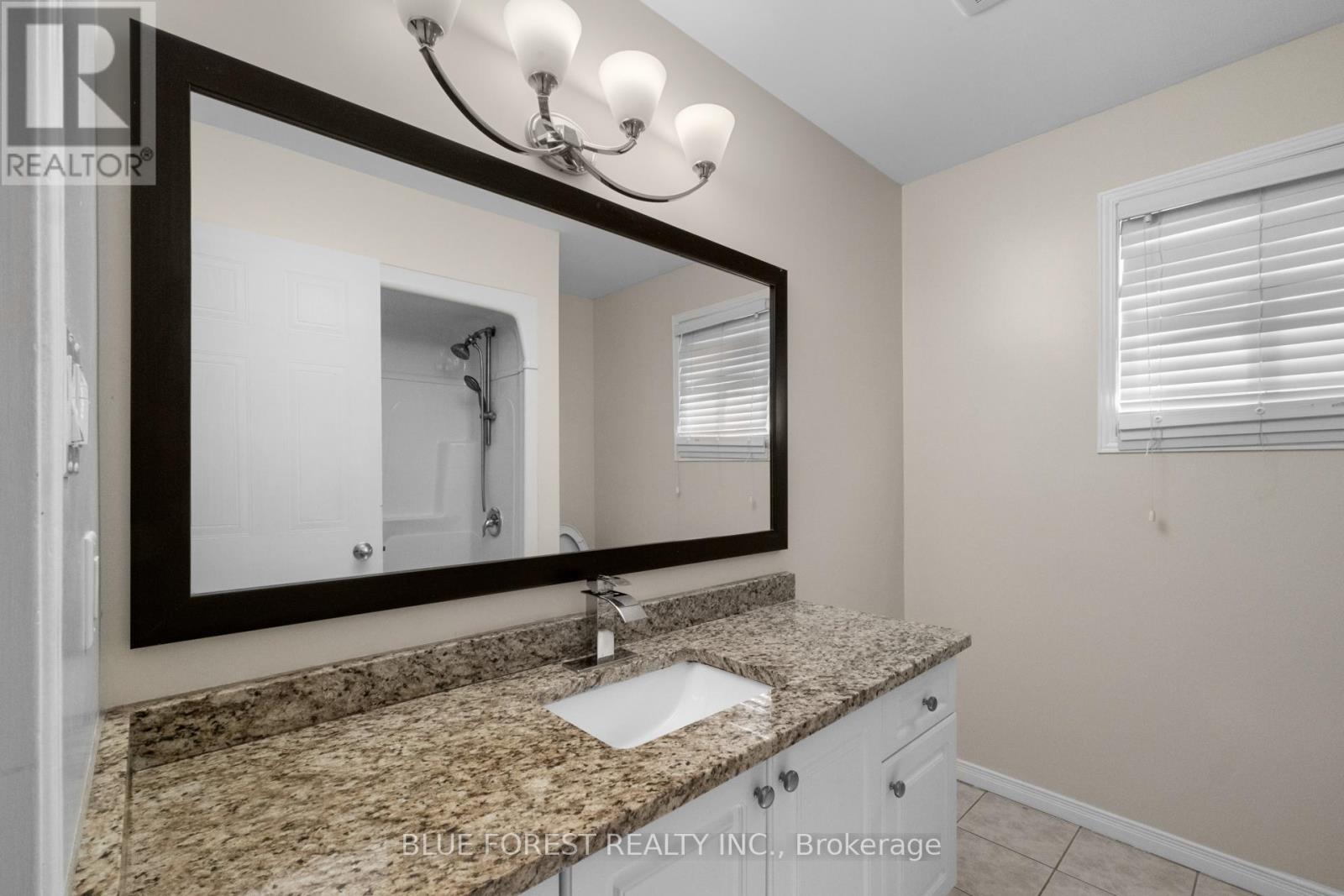 3053 Meadowgate Boulevard, London South, Ontario  N6M 1L1 - Photo 24 - X12133096