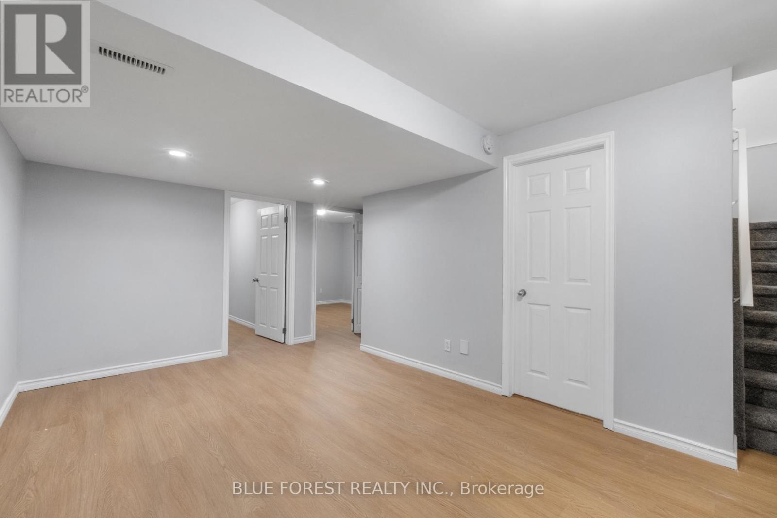 3053 Meadowgate Boulevard, London South, Ontario  N6M 1L1 - Photo 27 - X12133096