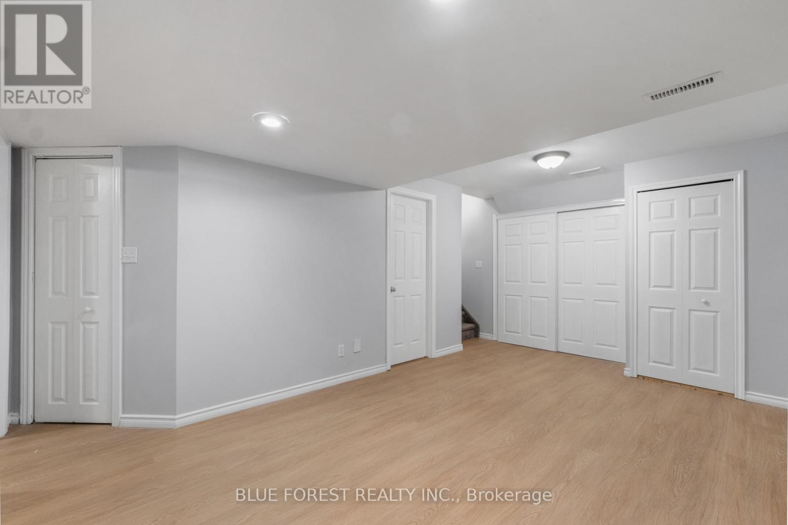 3053 Meadowgate Boulevard, London South, Ontario  N6M 1L1 - Photo 28 - X12133096