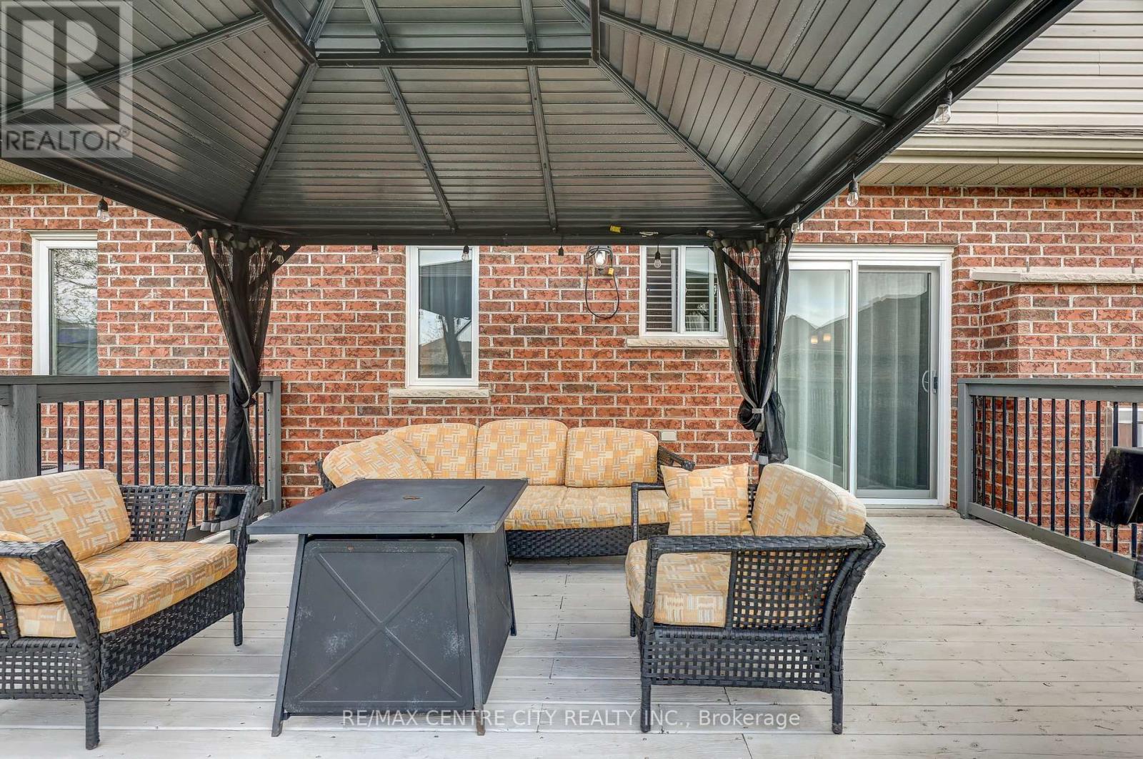 52 Circlewood Drive, St. Thomas, Ontario  N5P 0A7 - Photo 35 - X12133098
