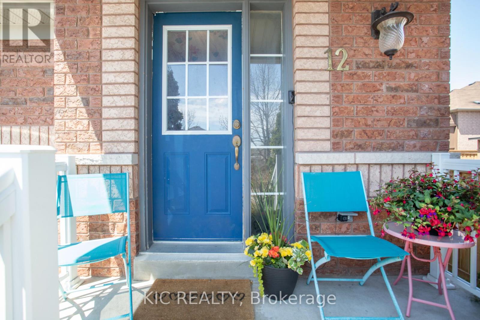 Property at 12 BANNISTER STREET image 3