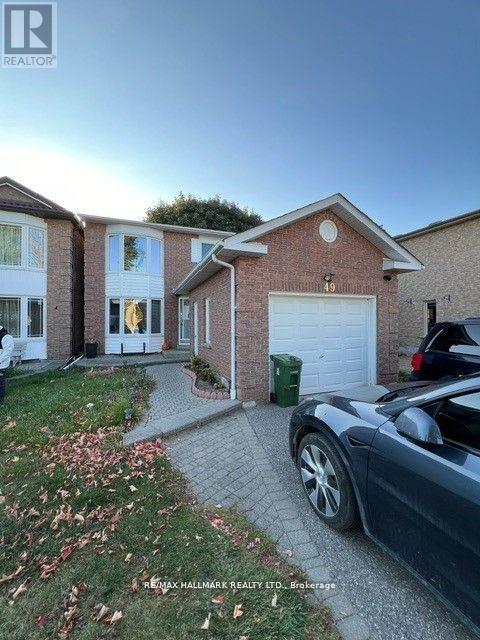Property at 49 HALFMOON SQUARE image 1