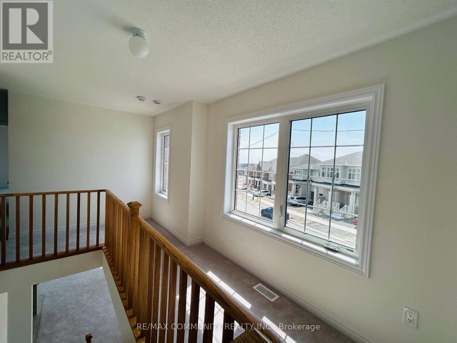 961 Elizabeth Mackenzie Drive, Pickering, Ontario  L1X 0P5 - Photo 12 - E12132976