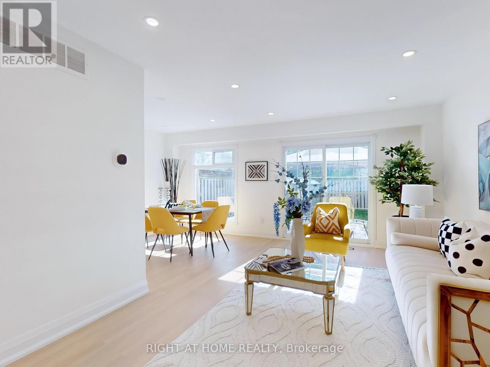 Property at 94 REGINALD CRESCENT image 4